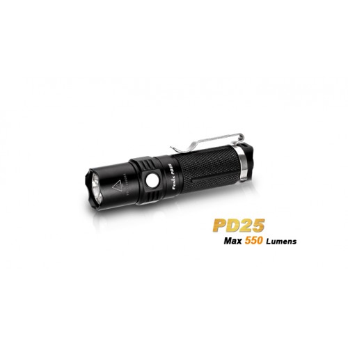 Fenix Linterna PD25 550 lumens