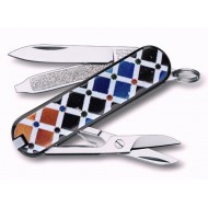 Victorinox 0.6223.3hd2 Classic Alhambra Victorinox 0.6223.3hd2 Classic Alhambra