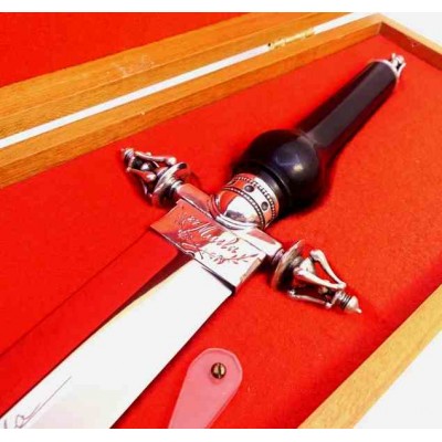 Muela Carlos IV Ebony Limited Edition Muela Carlos IV Ebony Limited Edition