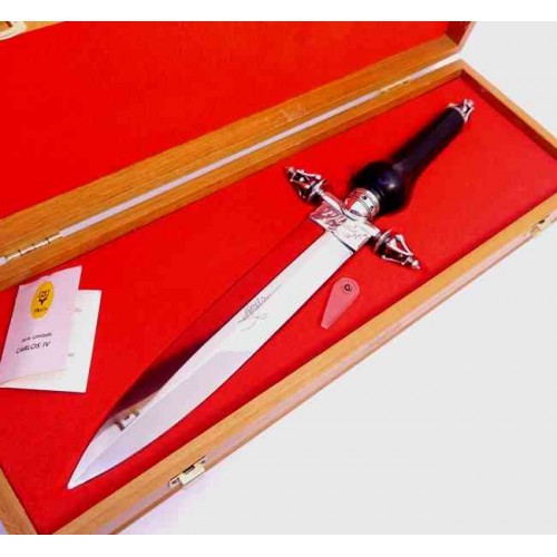 Muela Carlos IV Ebony Limited Edition