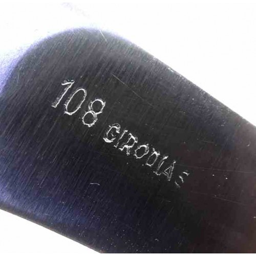 108 Girodias Tranchete Oak Carbon