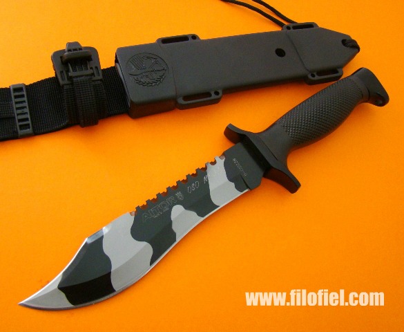 Cuchillo Militar OSO Negro